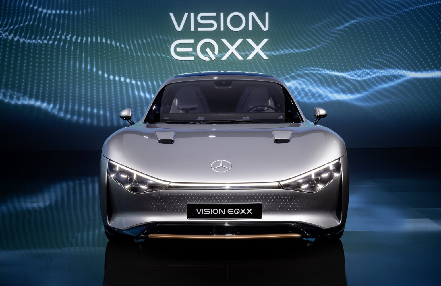 مرسيدس تكشف عن سيارة فيجن EQXX “الأعلى كفاءة في العالم”