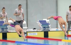السلعوس والور يتأهلان الى نصف نهائي منافسات السباحة بدورة ألعاب التضامن الإسلامي