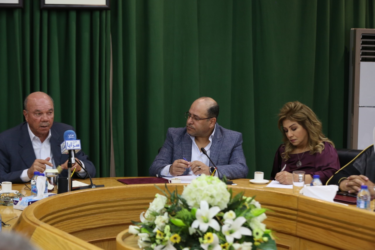 فيصل الفايز لقروب سرايا : الملك صمام أمان الاردن وعلى الحكومة استعادة الثقة بالشارع الاردني ومازلت متفائلاً بالمستقبل