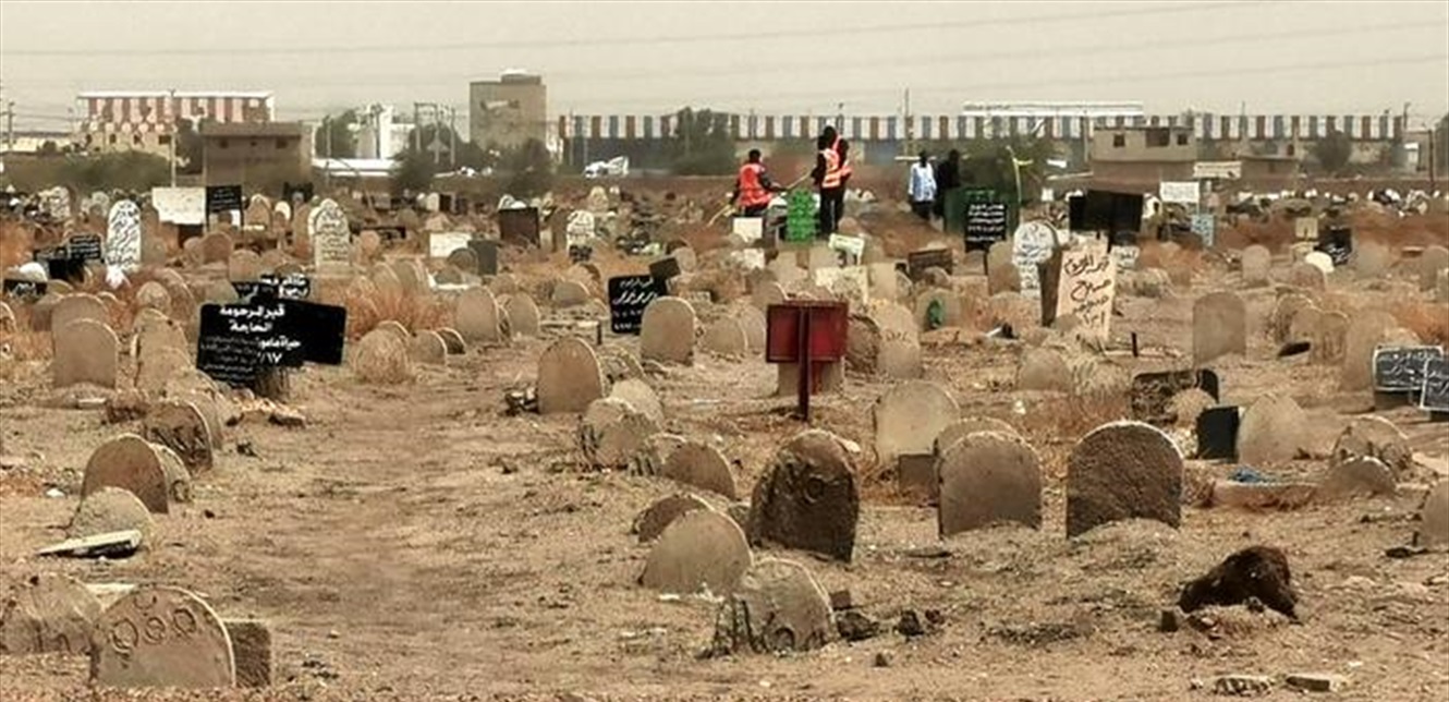 تسجيل "فاجعة جديدة" ..  دفن 180 مجهولا في السودان