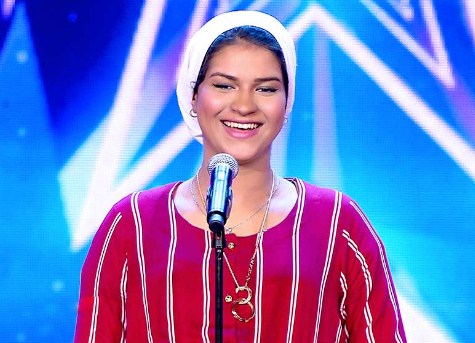 بالصور  ..  شاهد مغنية "عرب جوتالينت" تفاجىء الجميع و تتخلى عن حجابها 