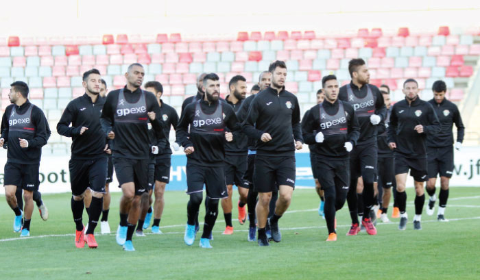المنتخب الوطني يسعى للفوز على تايبيه
