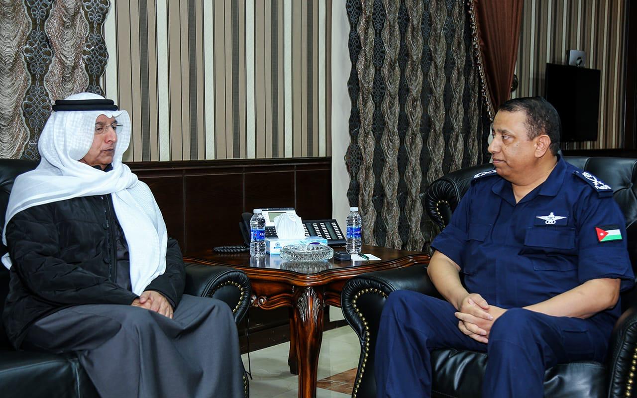 مدير الأمن العام والسفير الاماراتي يبحثان تعزيز  التعاون بين البلدين الشقيقين في المجالات الشرطية