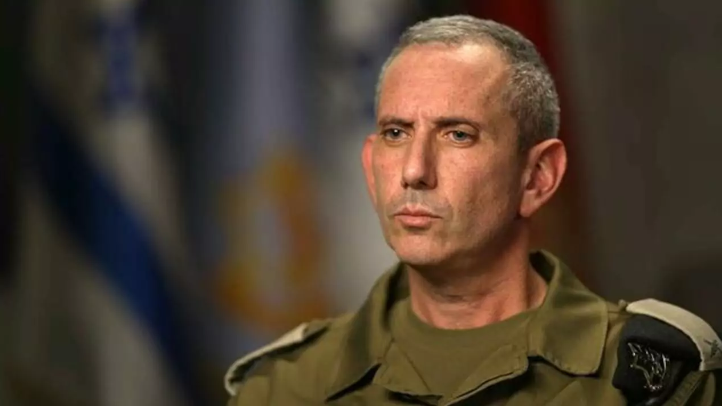 إعلامي "إسرائيلي": نحن بحاجة لأكاذيب الناطق العسكري لمواصلة التصديق بأننا انتصرنا