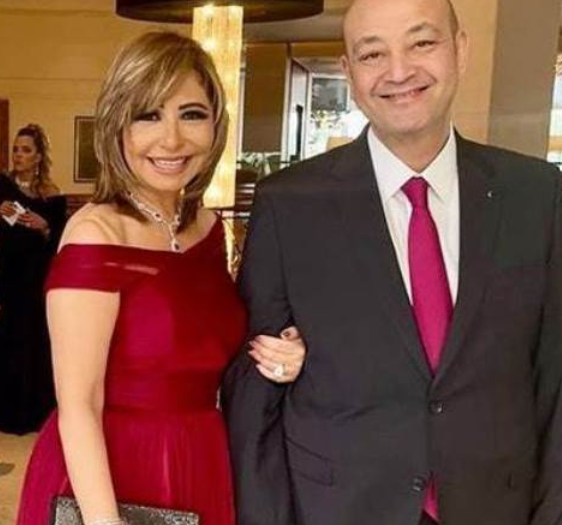 عمرو أديب يقرر طلاق زوجتيه استعدادًا للزواج من دينا طلعت