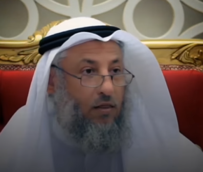 هل يأثم الحلاق عندما يحلق اللحية؟ ..  فيديو 