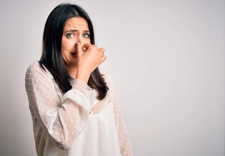 تفسير الرائحة الكريهة في المنام