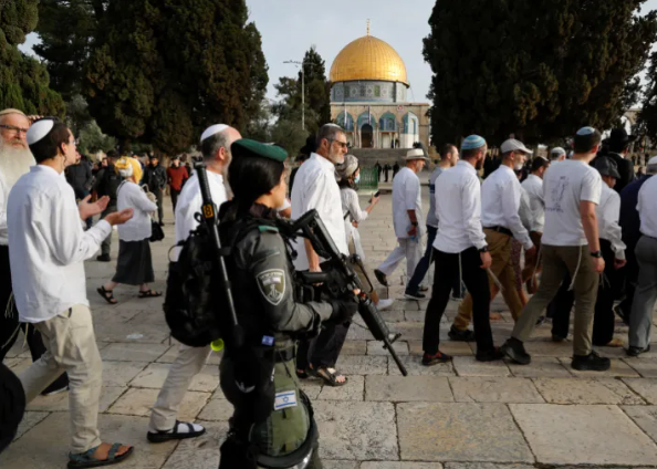 الاحتلال يصعد في الضفة والقدس 