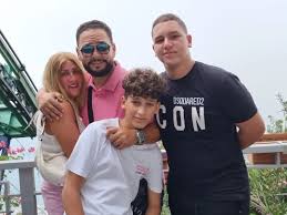 بعد دهس نجله لعامل توصيل ..  هل سيدفع أحمد رزق تعويضا لأهل الضحية؟