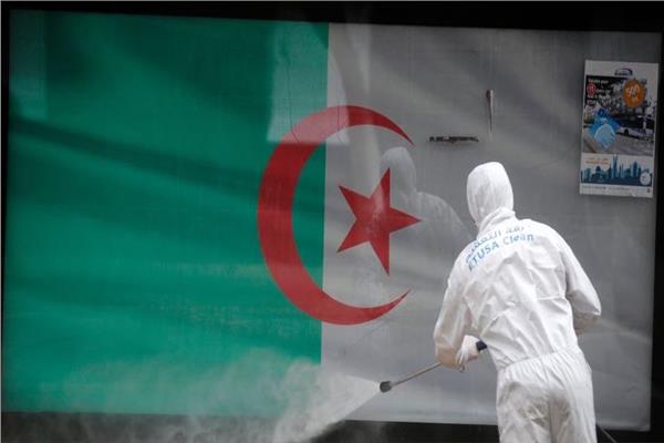 بلد عربي يسجل أعلى حصيلة يومية بكورونا
