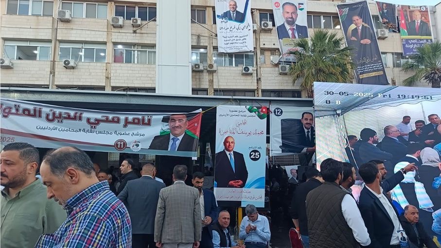 جولة ثانية لحسم مركز نقيب المحامين