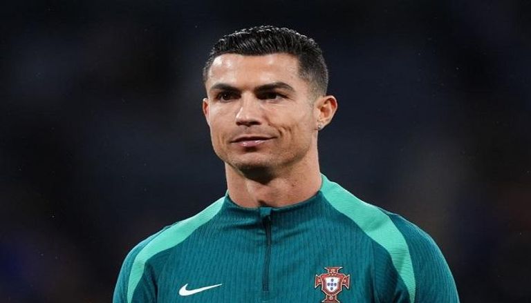 عملية جراحية ..  طبيب يكشف أسرار وجه رونالدو "المتغير"