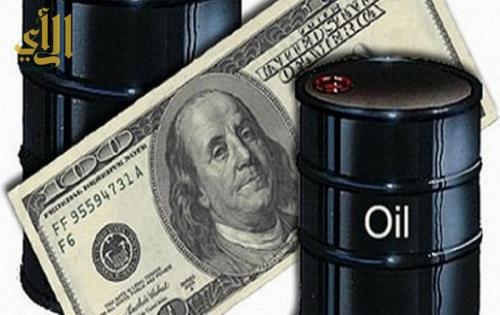 تباين أسعار النفط بالقرب من الأدنى لها في 18 عام والأنظار على المخزونات الأمريكية