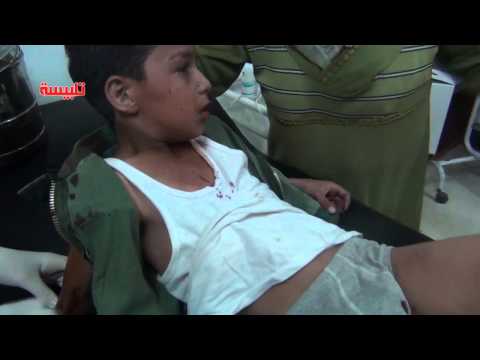 بالفيديو .. طفل سوري لأمه المنهارة:لا تخافي هذا دم بشار