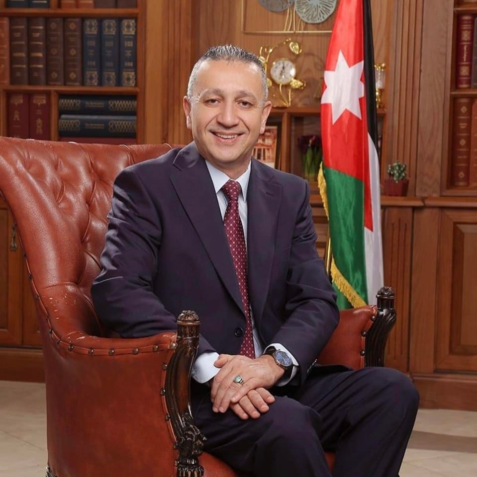  المحامي محمد نمر عمرو يعتزم خوض الانتخابات النيابية القادمة 