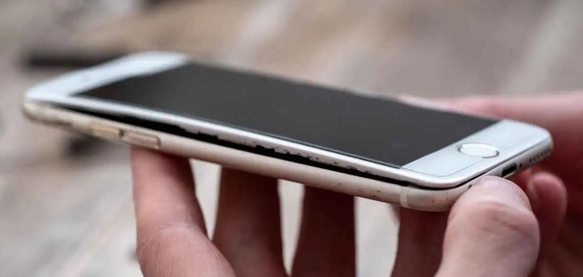 هل تستطيع الاحتفاظ بهاتفك الذكي 10 سنوات؟  