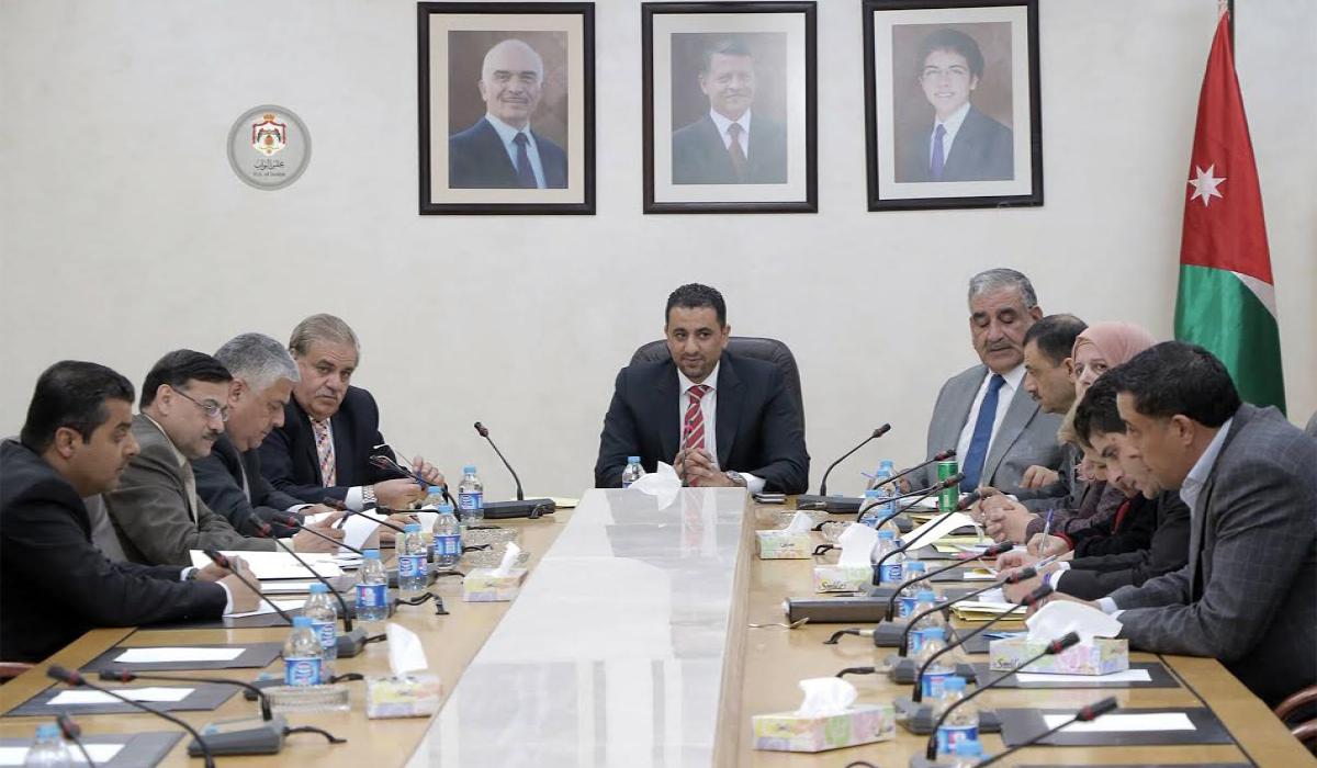 لجنة النقل تواصل بحث ملف الملكية