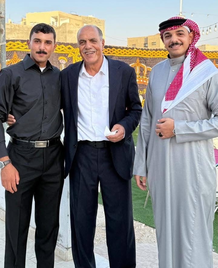 الزميل الخالدي يهنئ الاخ عايد عوض بني خالد بزفاف نجله ماهر  ..  صور 