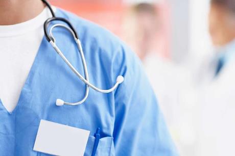 نقيب الممرضين: 500 ممرض مصاب بكورونا في الأردن ولم يسجل أي حالة وفاة في كوادر التمريض 