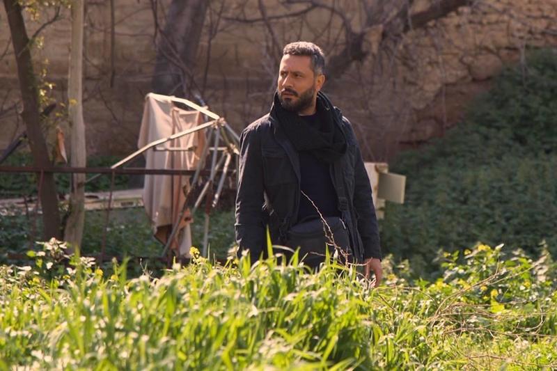 قيس الشيخ نجيب: أنا لعنة "مسافة أمان" و"حرملك" أصابني بانفصام