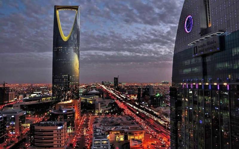 هل ستلغي السعودية قوانين حظر الكحول لتنشيط السياحة؟