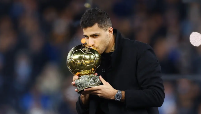 لم ينسى ..  ريال مدريد يواصل مقاطعة حفل الكرة الذهبية
