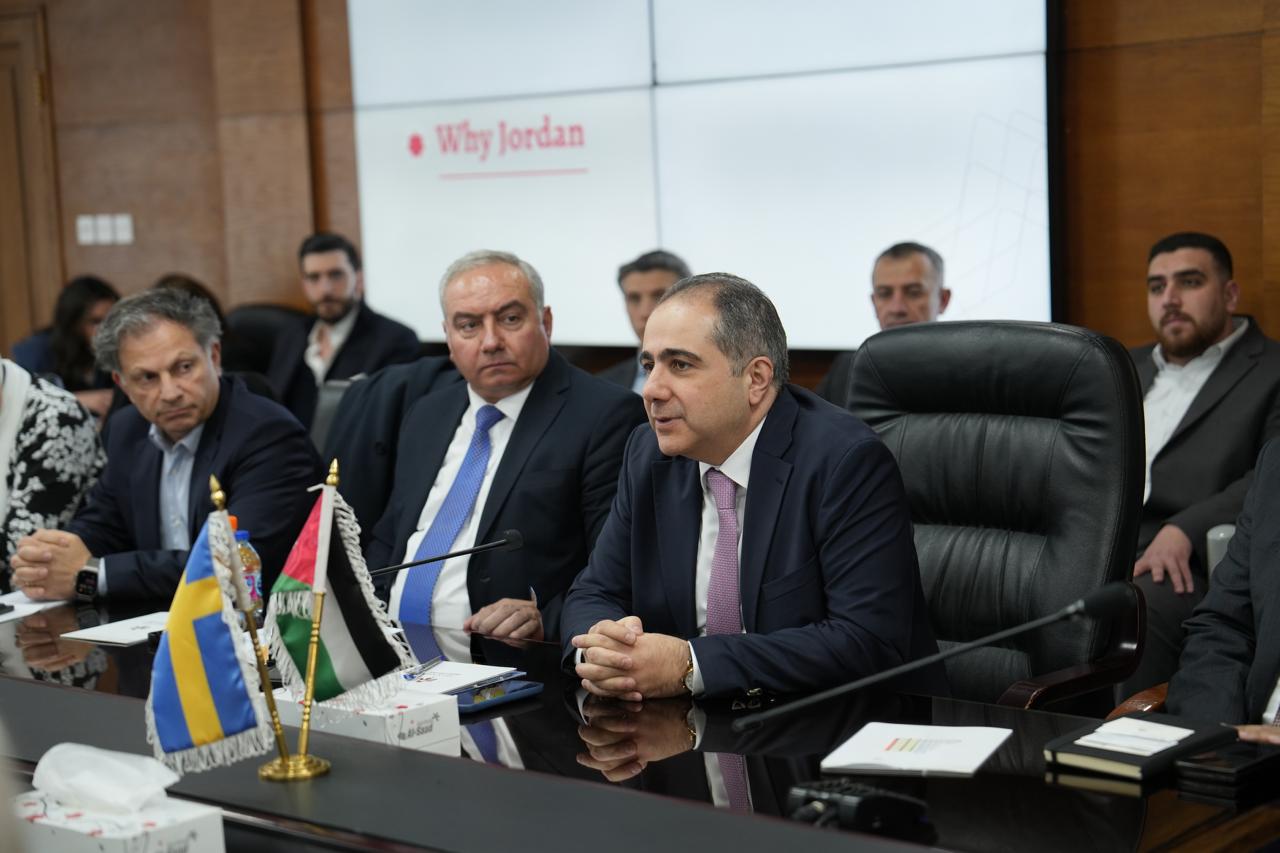 وزير الاستثمار يعقد لقاءً مع  شبكة الأعمال الأردنية السويدية لتعزيز التعاون الاستثماري
