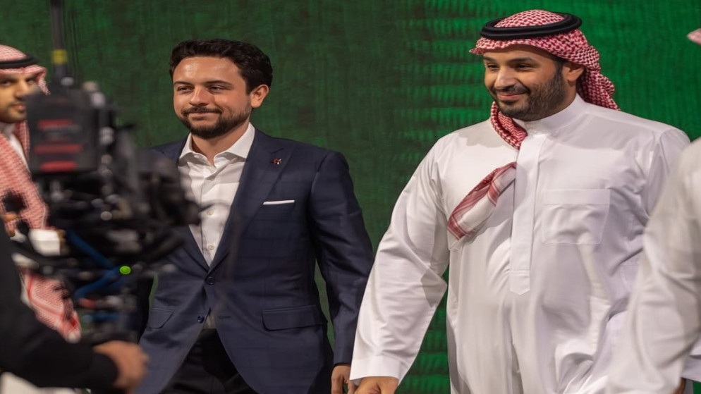 بالفيديو ..  لحظة وصول ولي العهد الأمير الحسين بن عبد الله الثاني والأمير محمد بن سلمان إلى حفل ختام ‎كأس العالم للرياضات الإلكترونية بالرياض