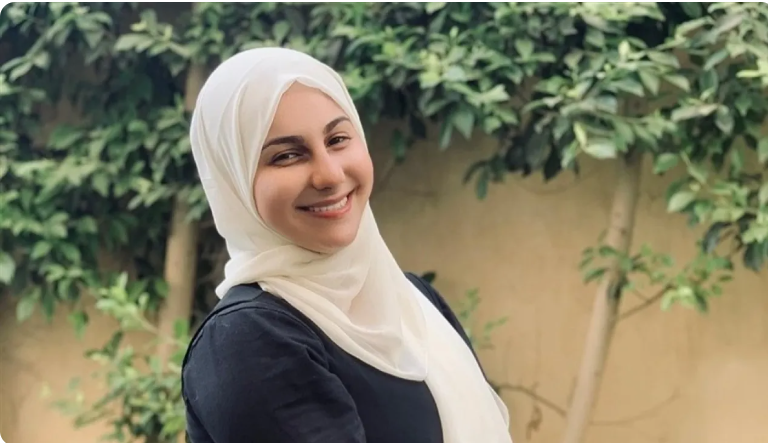 نجمة (آرابز غوت تالنت) ترتدي الحجاب وتعتزل الغناء