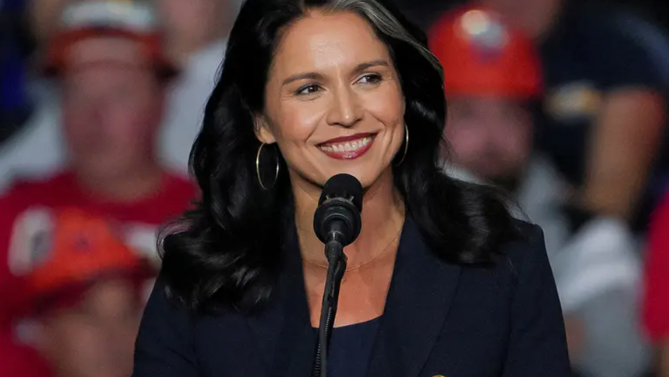 محورها رئيسة الاستخبارات ..  "مزحة" في البيت الأبيض تثير الجدل