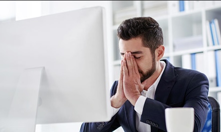 أحببت فتاة مطلقة ..  ماذا افعل؟
