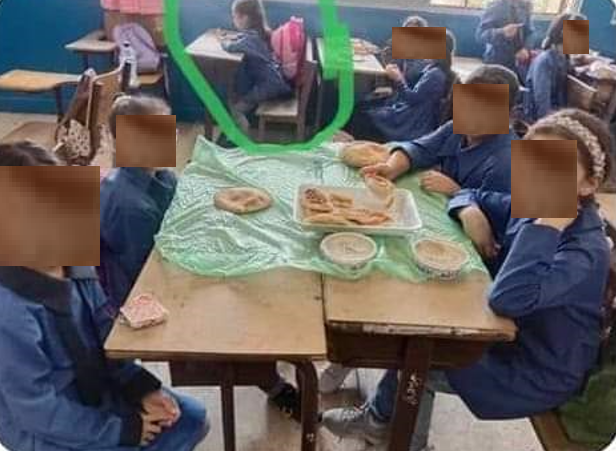 غضب على منصات التواصل لحرمان طالبة من المشاركة "بفطور جماعي" مع زميلاتها  ..  والتربية ترد عبر سرايا