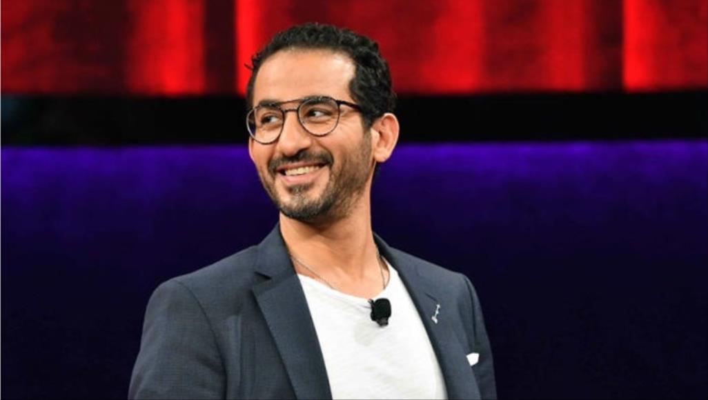 أحمد حلمي يثير بلبلة على "تويتر" ..  ما فعله تلقى انتقادات لاذعة!