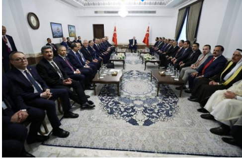 صورة إردوغان وقادة أحزاب سُنية تفجر جدلاً في العراق