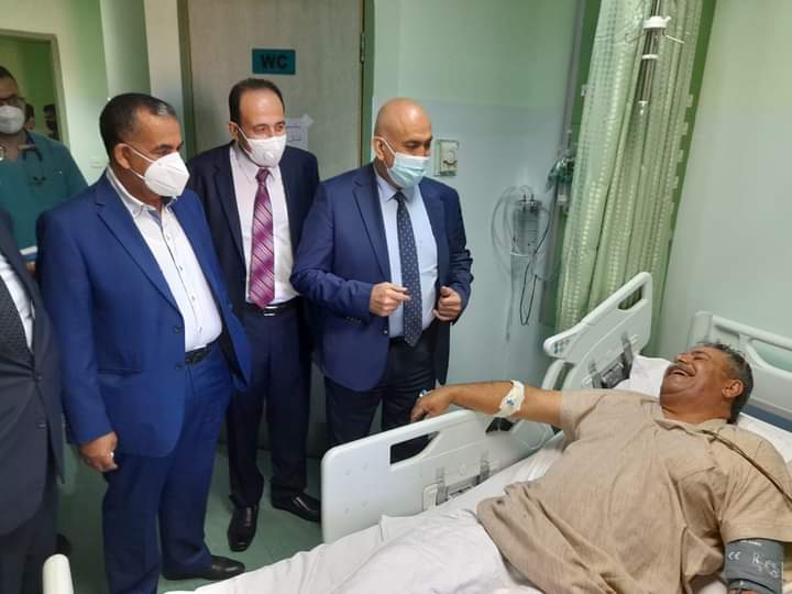 الزريقات والعدوان يزوران مستشفى الزرقاء الحكومي 