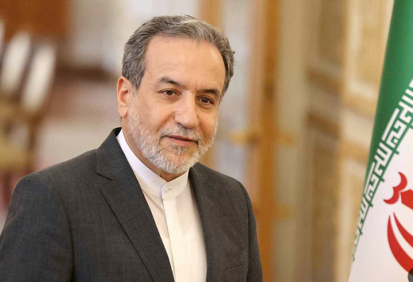 عراقجي: الحصار الأمريكي للموانئ الإيرانية عمل من أعمال الحرب