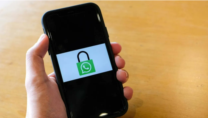 أندرويد وآيفون ..  ماذا تعني علامة القفل وألوان الرسائل على هاتفك؟