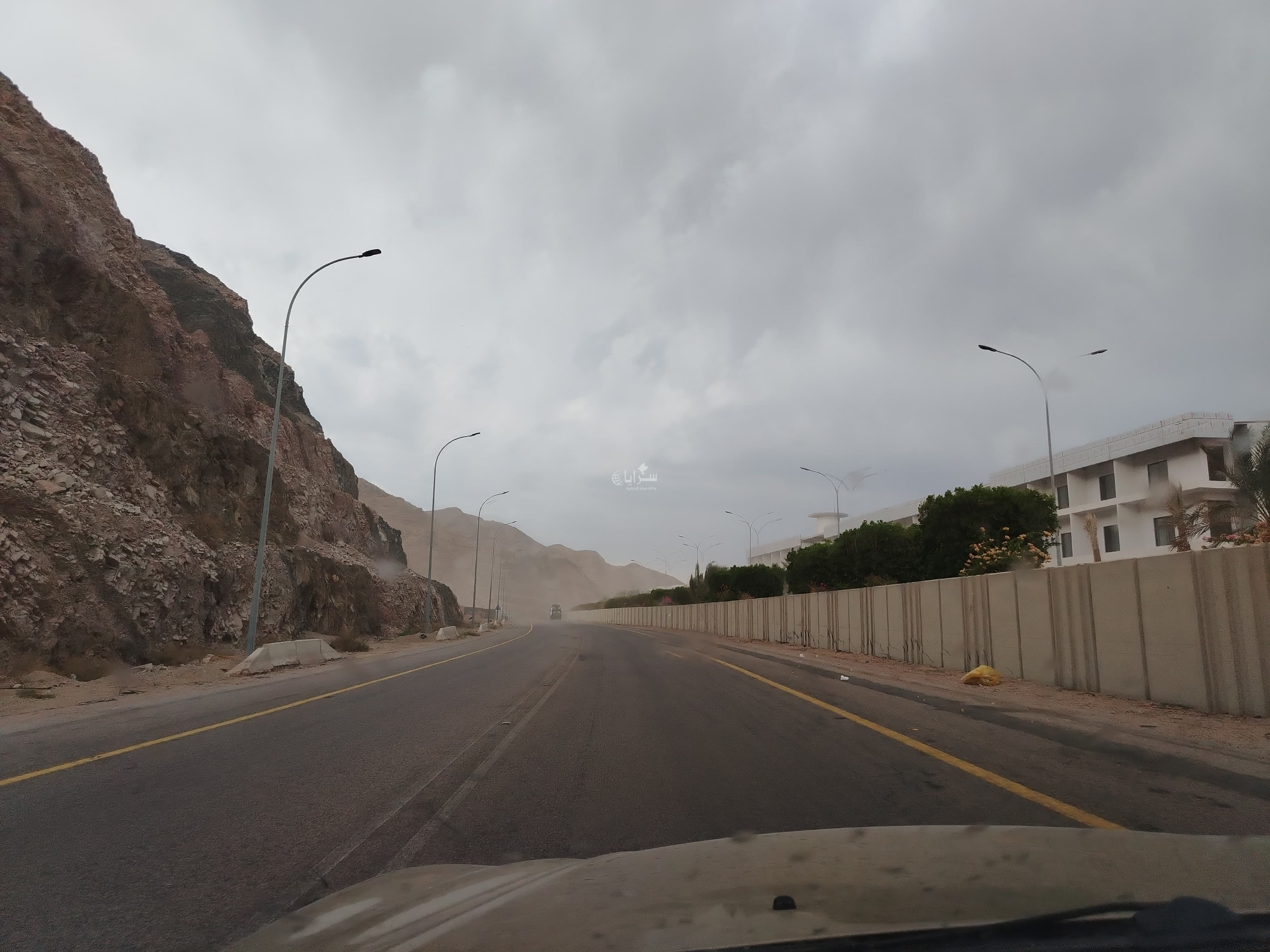 بالفيديو  ..  بدء دخول حالة عدم الاستقرار الجوي في العقبة 