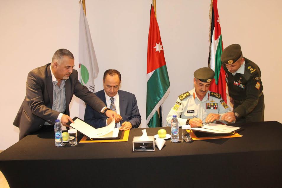 اتفاقية بين شركة البوتاس العربية  والقوات المسلحة الاردنية 