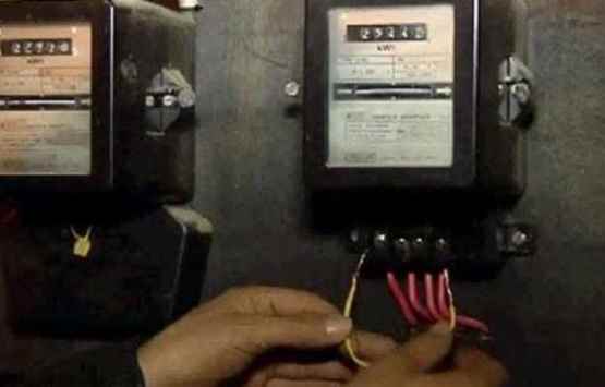 ضبط 12958 حالة سرقة كهرباء منذ مطلع العام