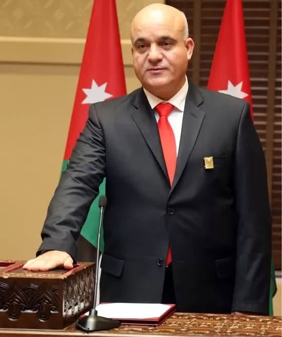 وفاة السفير  الدكتور مالك الطوال