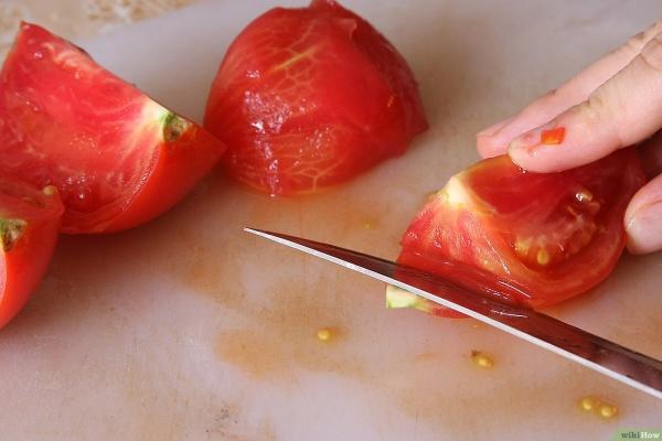 أنجح طريقة لتقشير الطماطم مهما كانت الكمية كبيرة ..  جربيها