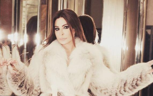 كشف السبب الخفي وراء فقدان إليسا للوعي على المسرح بشكل مفاجئ