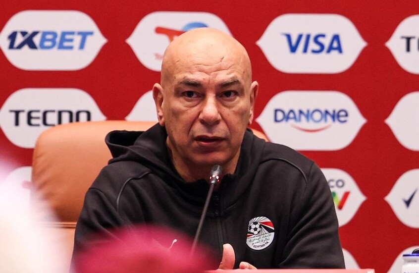 وسط حالة من الجدل والفوضى ..  مدرب منتخب مصر ردا على صحفي مغربي: "سؤالك مش محترم"