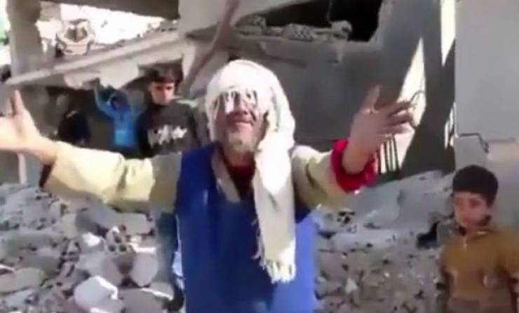 فيديو : مسن سوري يصرخ: نباد ونقتل أين أنتم يا عرب ؟