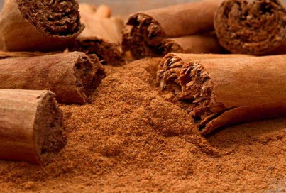 رغم فوائدها العديدة ..  دراسة تكشف عن تأثير خطير للقرفة على البعض