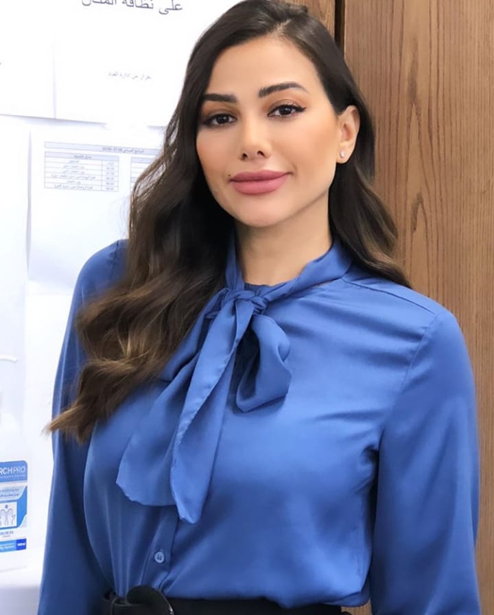 الزميلة إنتصار كريشان  ..  كل عام وأنتِ بألف خير 