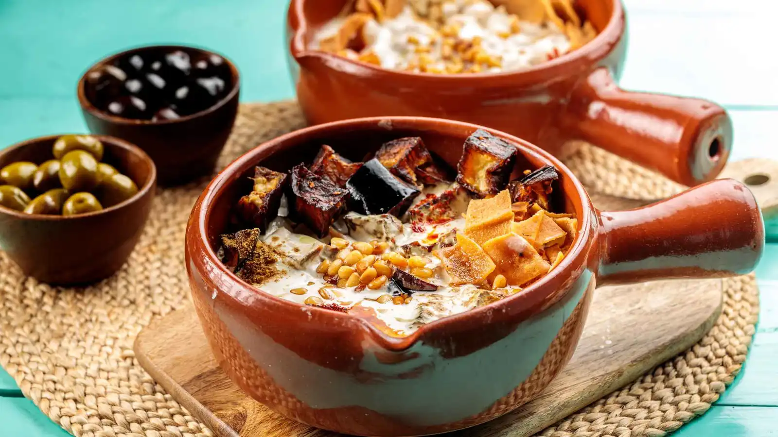 فنّ الطبقات ..  كيف أصبحت الفتّة عنوانا لمائدة رمضان؟ 