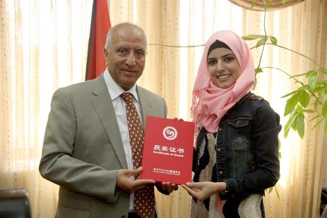 اول اردنية تحقق المرتبة الثانية في مسابقة عالمية في اللغة الصينية 