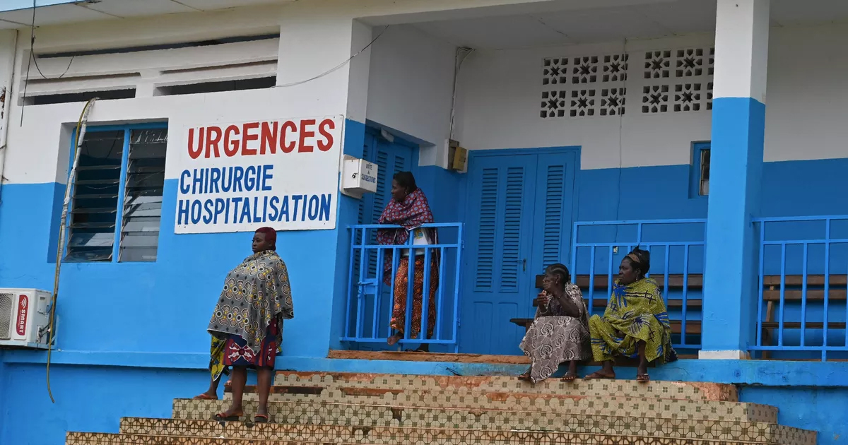 وفاة 7 أشخاص وإصابة 59 آخرين بمرض غامض في ساحل العاج